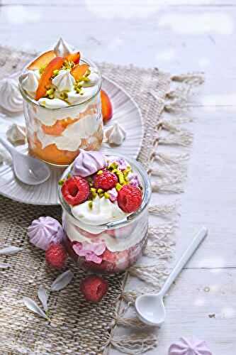 Verrines aux fruits d’été et chantilly aromatisée