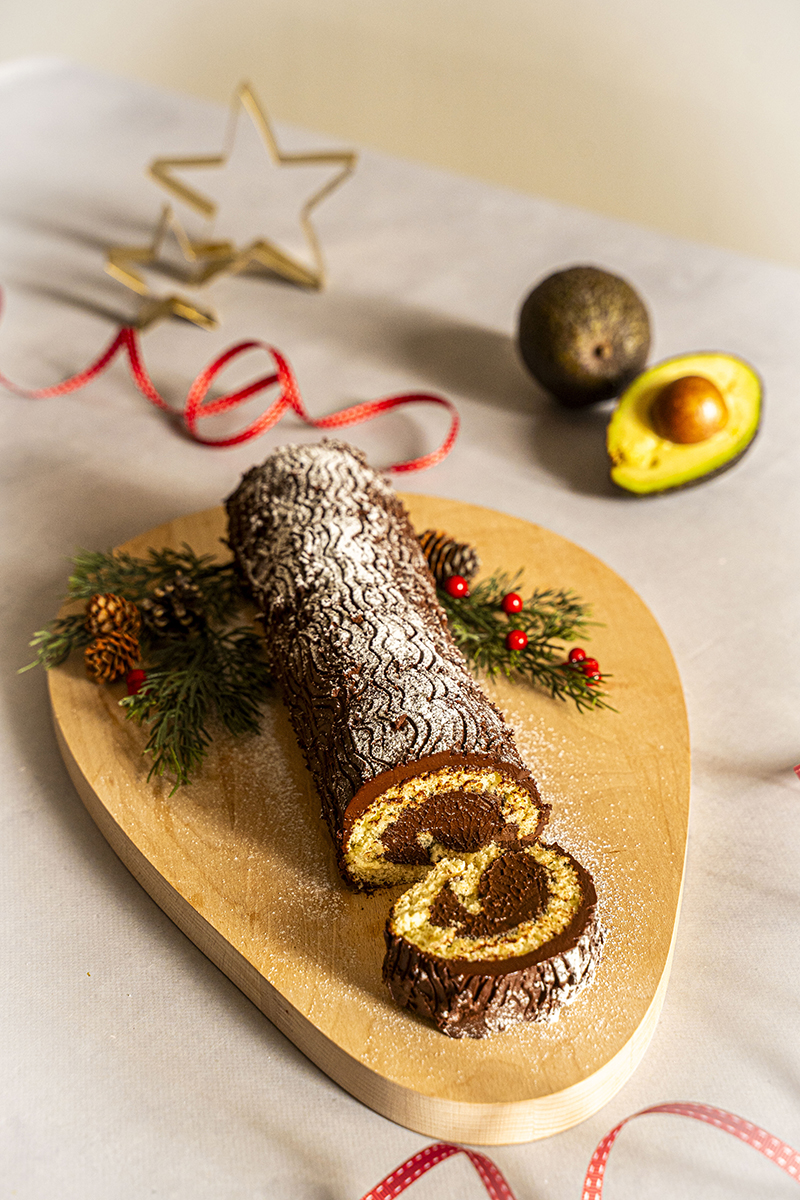 Bûche de Noël à l’avocat et au chocolat