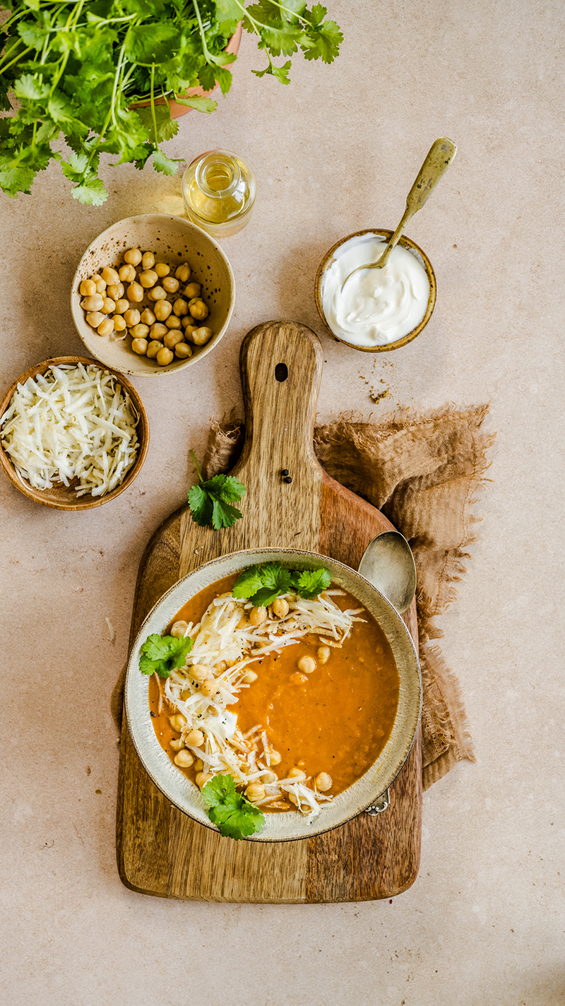 Soupe crémeuse aux pois chiches rôtis