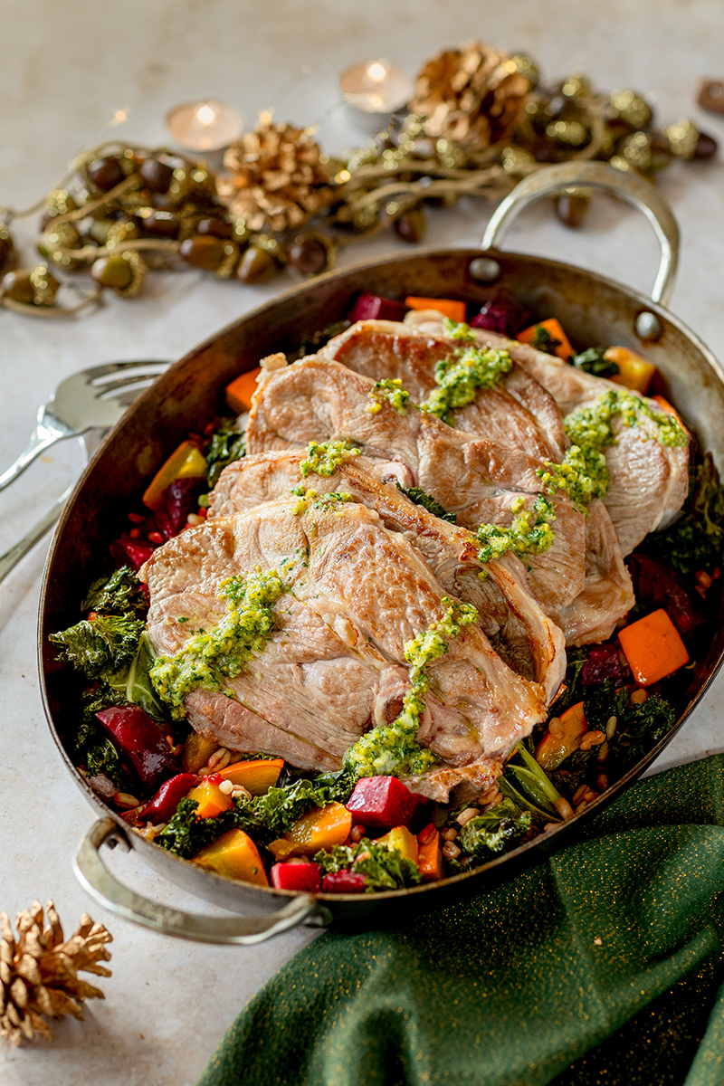 Tranches de gigot d’agneau, pesto à la pistache