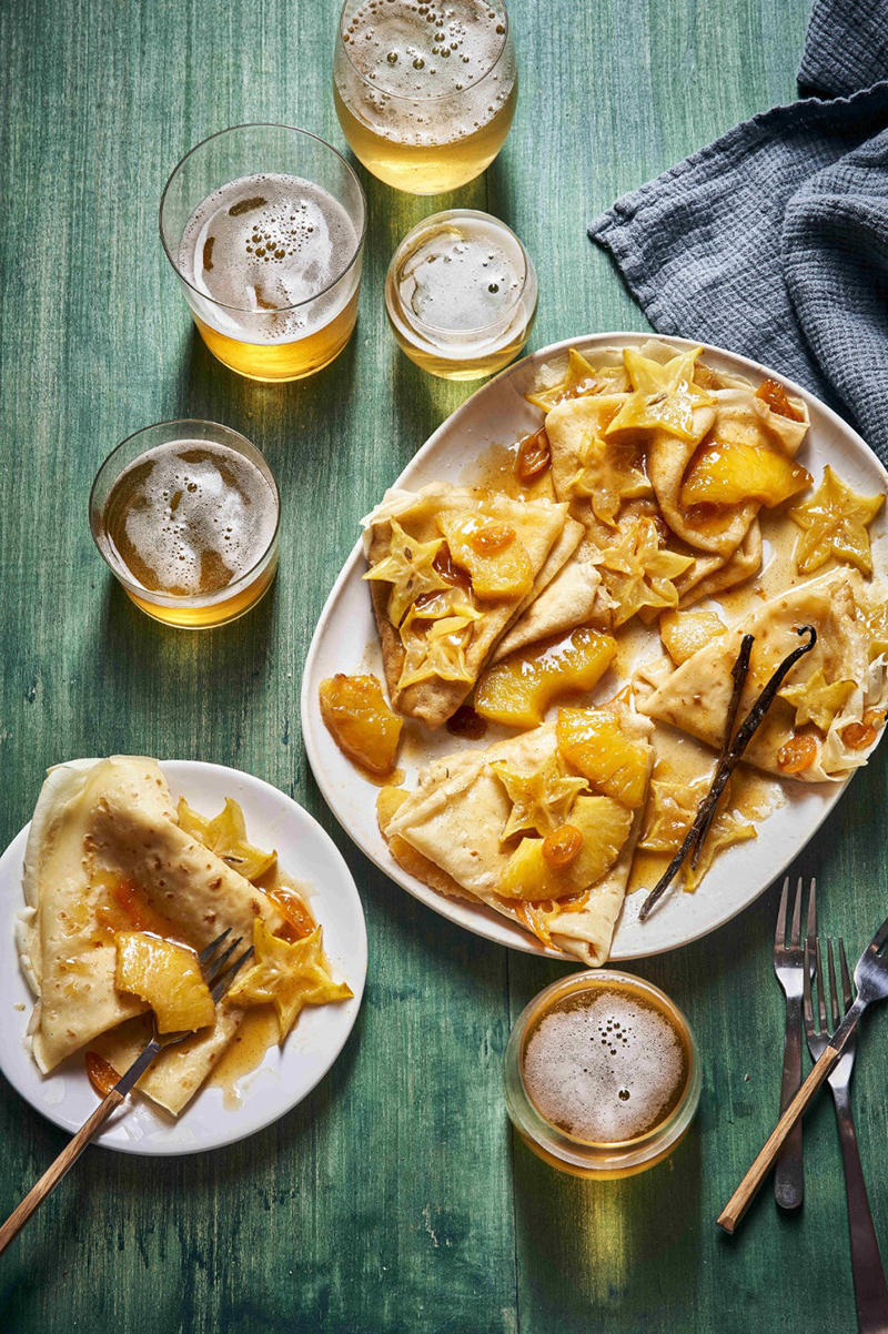 Crêpes caramel au beurre salé et fruits exotiques