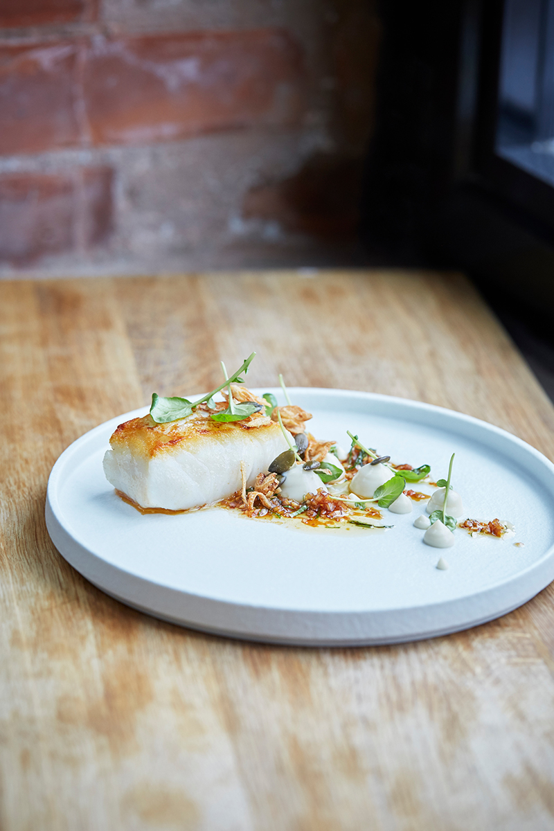 Skrei, crème de chou-fleur et beurre noisette