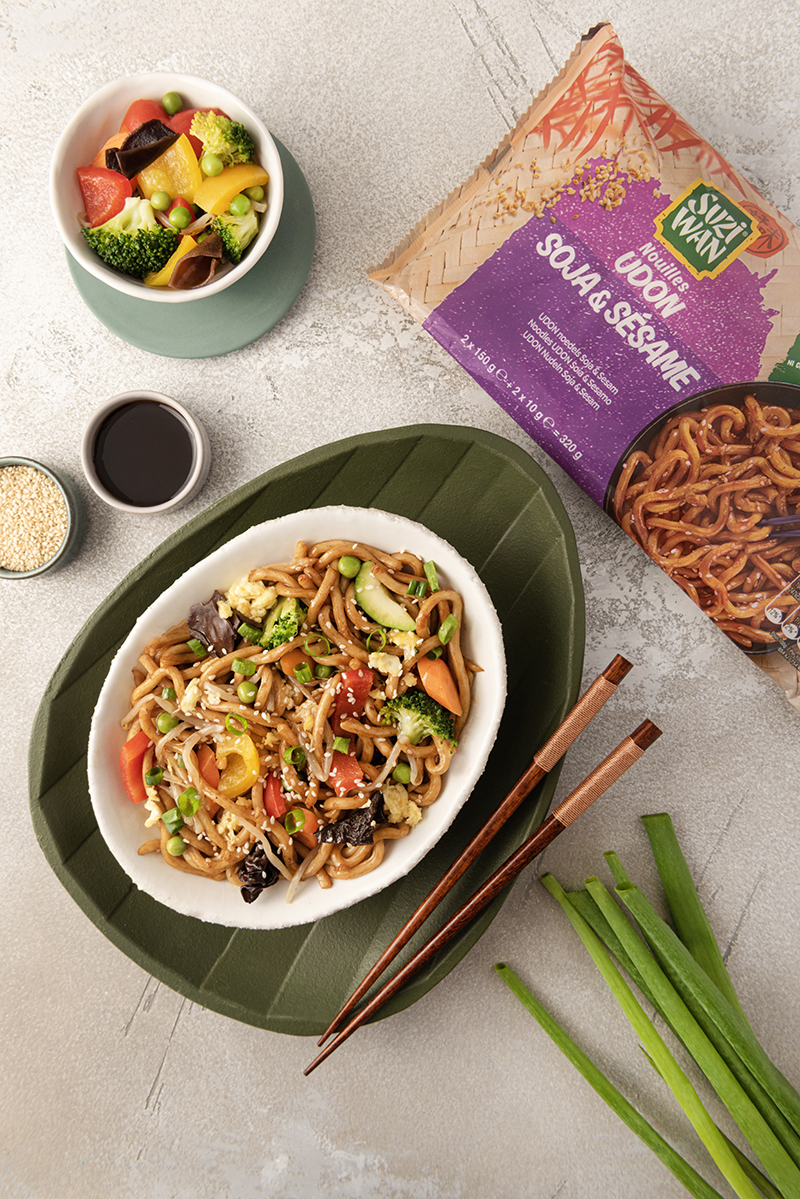 Wok de Nouilles Udon aux légumes croquants