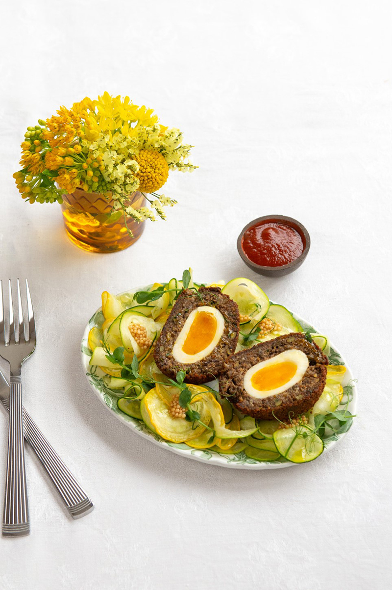 Scotch Egg Label Rouge, farce aux champignons, sauce BBQ maison