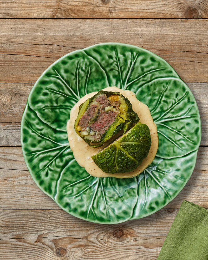 Chou vert à la chaire à saucisse et pistache au Morbier AOP