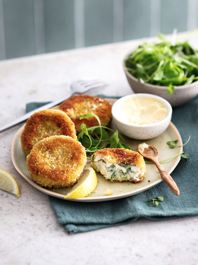 Croquettes de poisson aux légumes, mayonnaise au raifort
