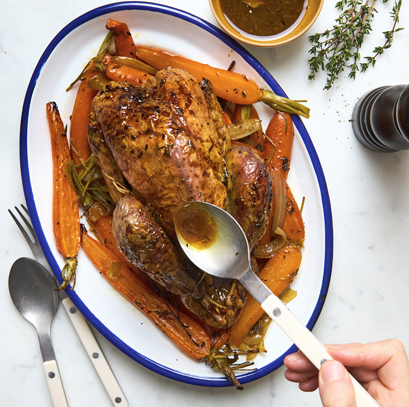 Pintade Française rôtie & carottes au miel