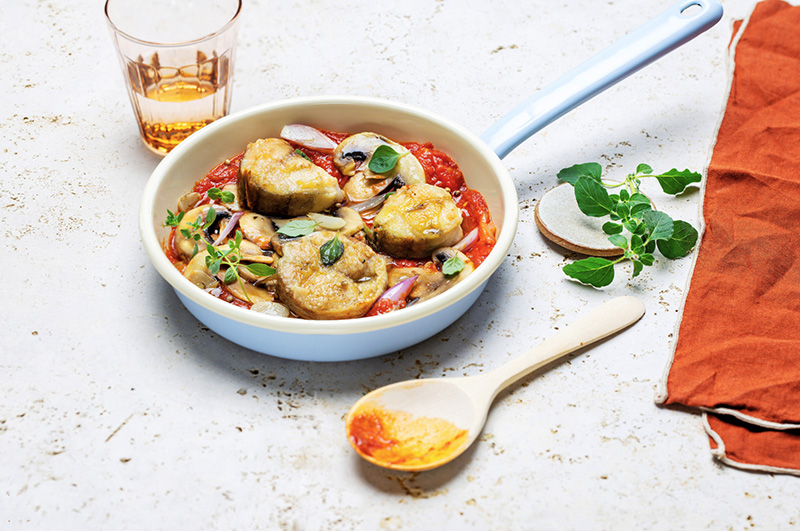 Grondin poêlé aux champignons et sa sauce tomate