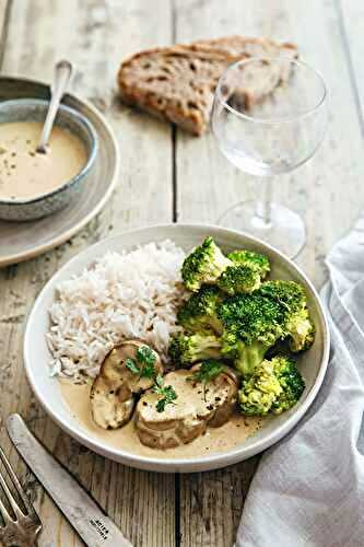 Rognons de veau sauce moutarde, riz et brocolis