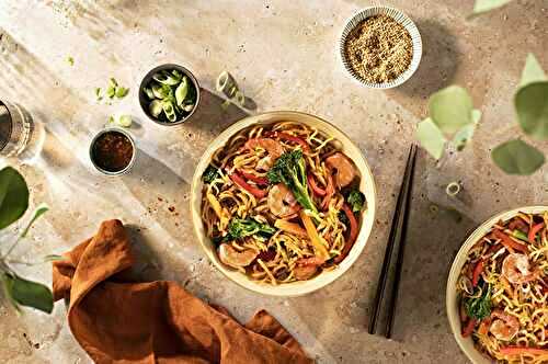 Sauté de nouilles soba aux crevettes & légumes