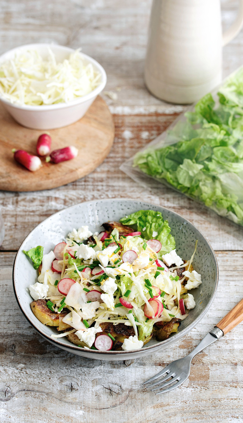 Salade de feuille de chêne et Smashed potatoes