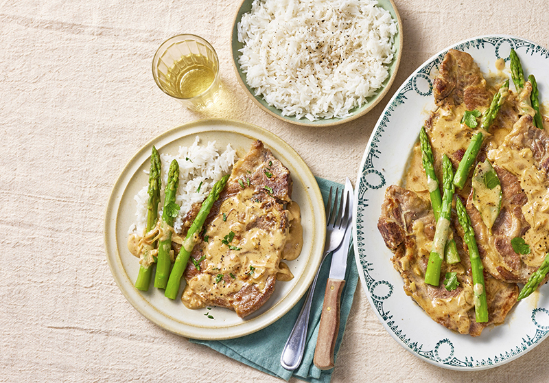 Côtes de porc à la normande et asperges