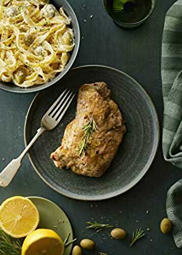 Escalopes de veau à la crème de citron, romarin et olives vertes