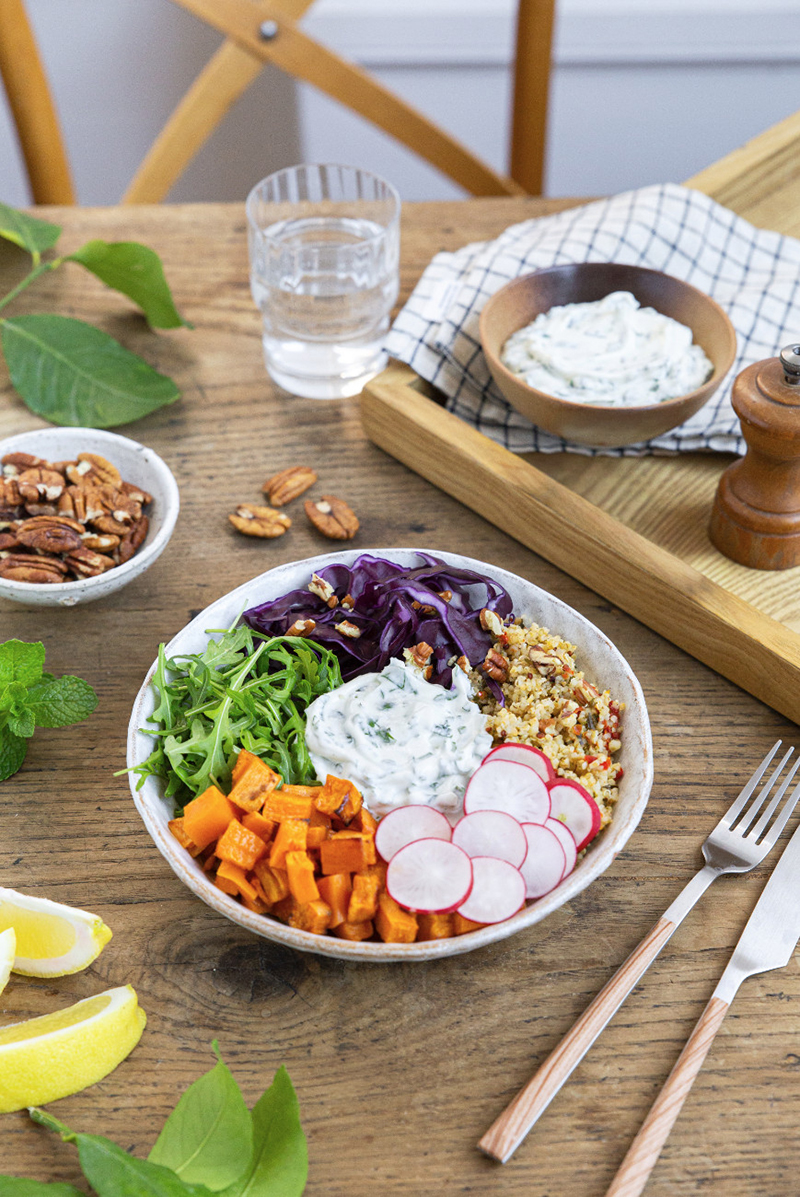 Bowl de légumes au boulgour et sauce Skyr Isigny Sainte-Mère