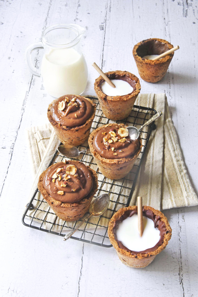 Cookies-cups et crème au chocolat