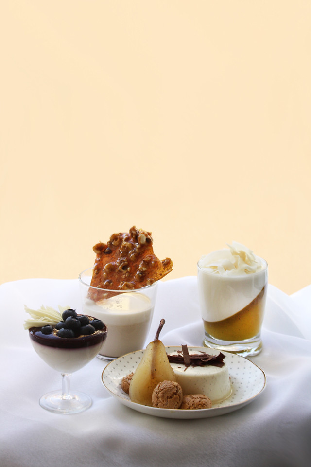 Panna cotta à la vanille de Papouasie et coulis de fruits rouges