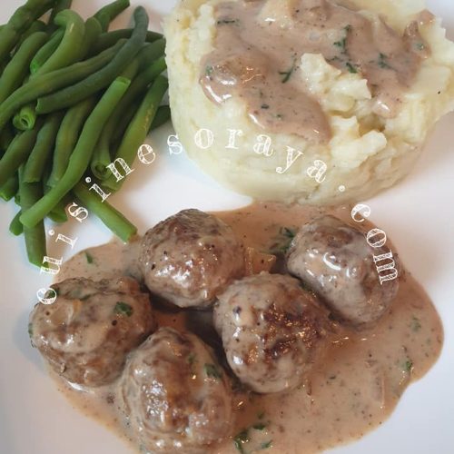 Boulettes de viande sauce poivre