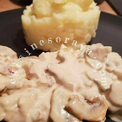 Escalope de poulet champignons sauce moutarde