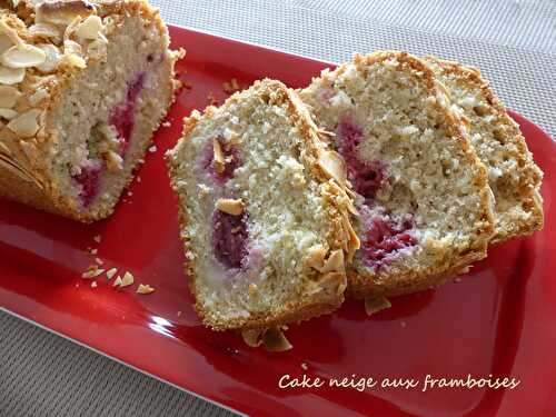 Cake neige aux framboises