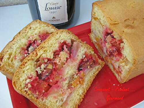 Cake rose aux poires - Croquant Fondant Gourmand