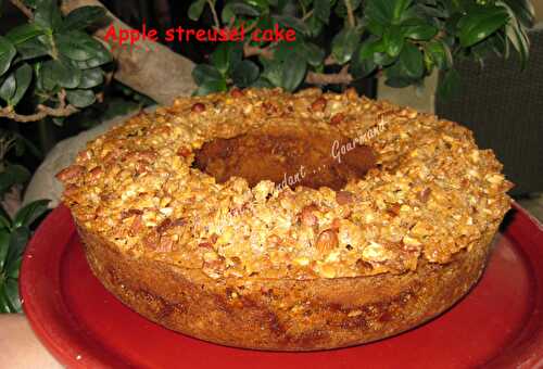 Apple streusel cake