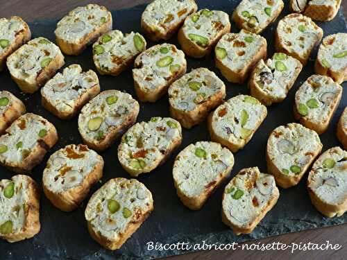 Biscotti abricot-noisette-pistache