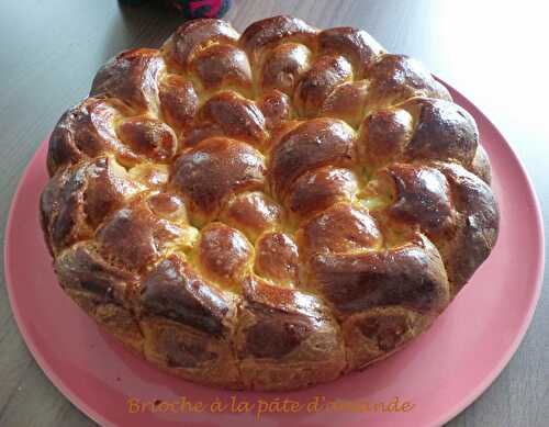 Brioche à la pâte d'amande