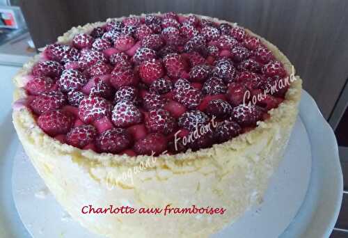 Charlotte aux framboises