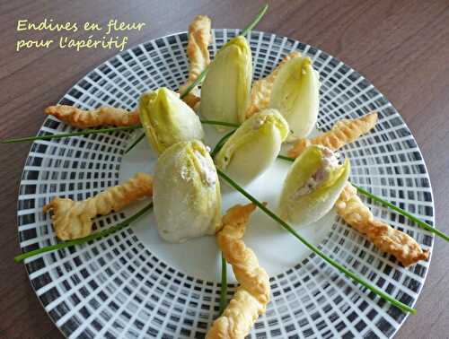 Endives en fleur pour l'apéritif