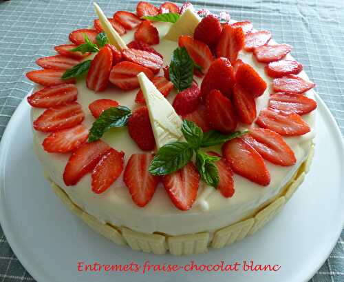 Entremets fraise-chocolat blanc