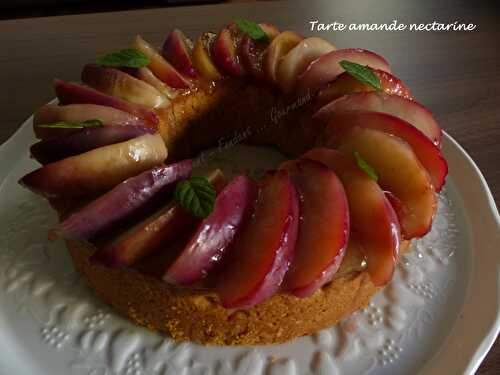 Tarte amande nectarine