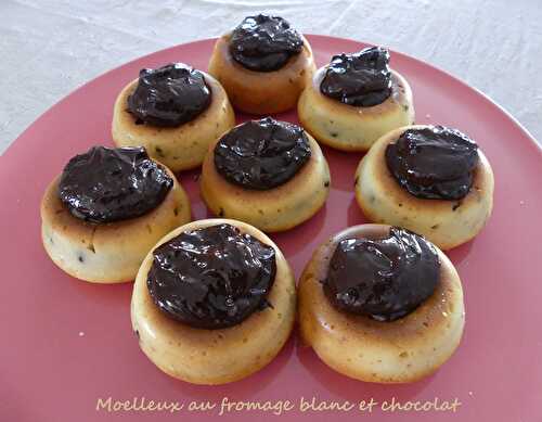 Moelleux au fromage blanc et chocolat