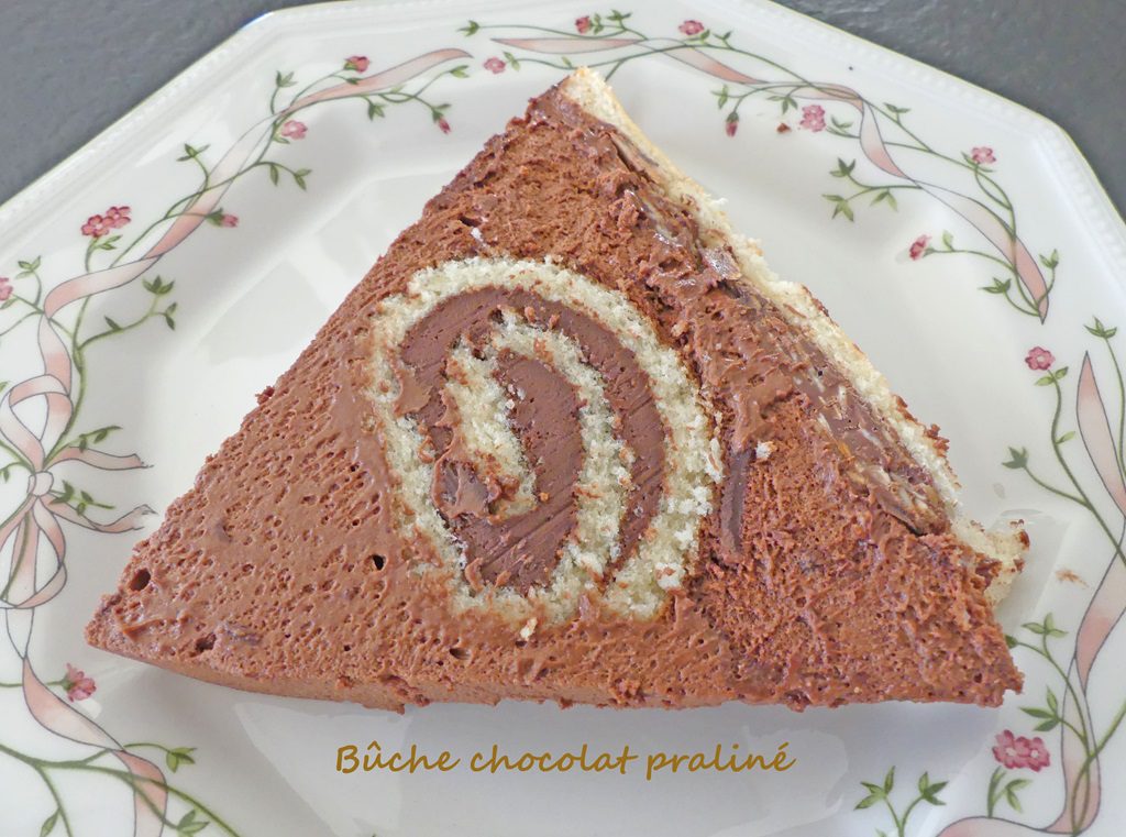 Bûche chocolat praliné