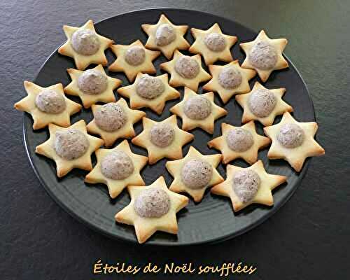 Étoiles de Noël soufflées