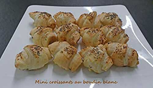 Mini croissants au boudin blanc