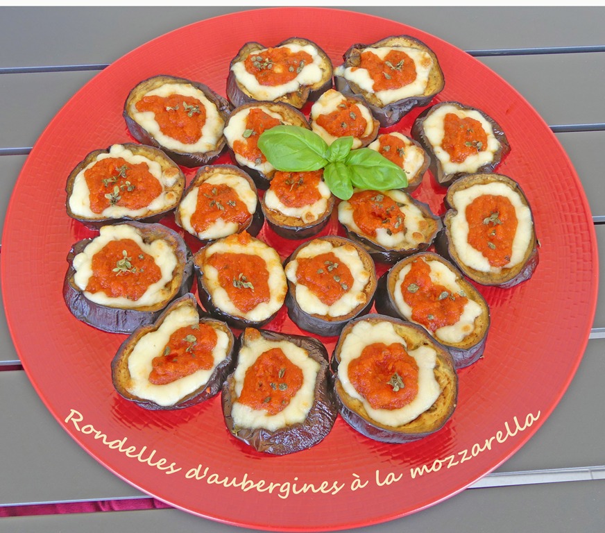 Rondelles d’aubergines à la mozzarella *- Bal du livre 5