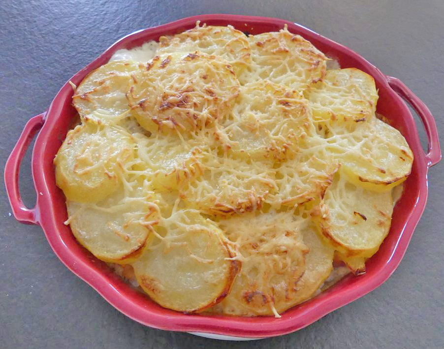 Gratin de pommes de terre à la paysanne *