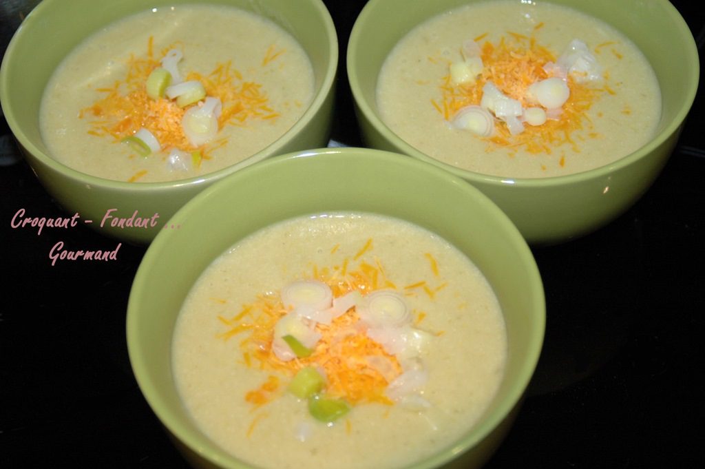 Velouté de poireaux à la mimolette *