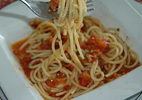 Spaghetti sauce napolitaine  *