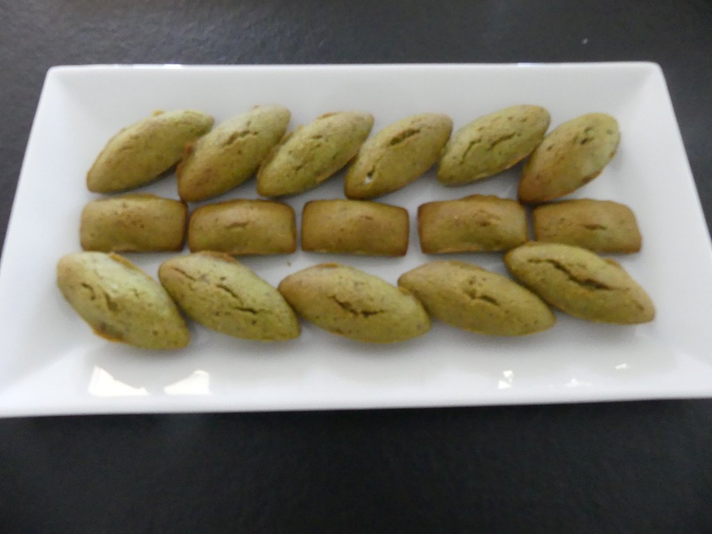 Mini cakes au thé matcha *