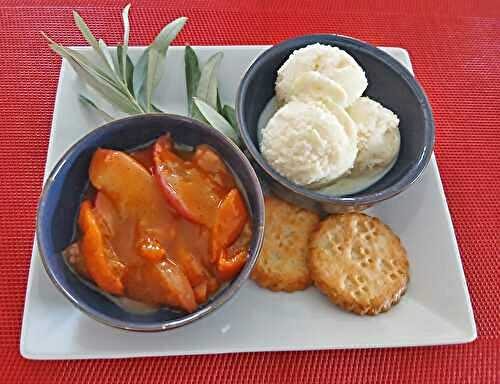 Glace à l’huile d’olive et sa compotée de fruits d’été *