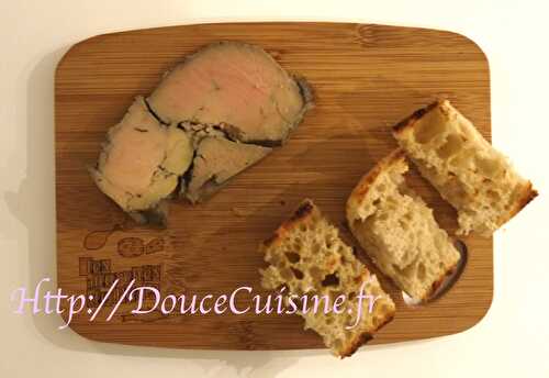 Foie gras de canard cuit au gros sel