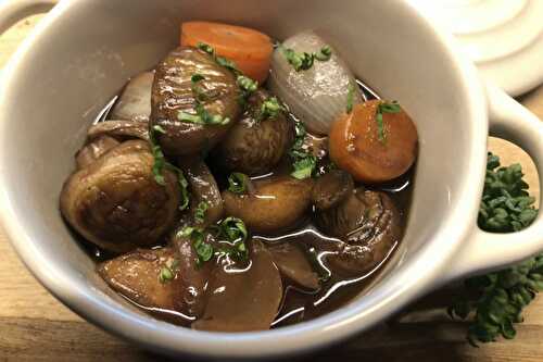 Ragoût de champignons au vin rouge