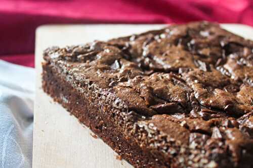 Brownie fondant, amandes caramélisées