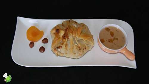 Aumônière de boudin blanc aux abricots et noisettes avec son coulis