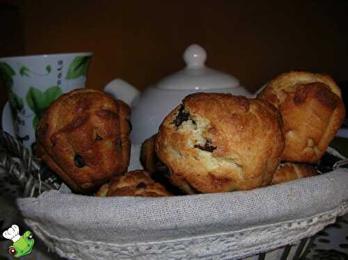 Petites brioches aux pepites de chocolat