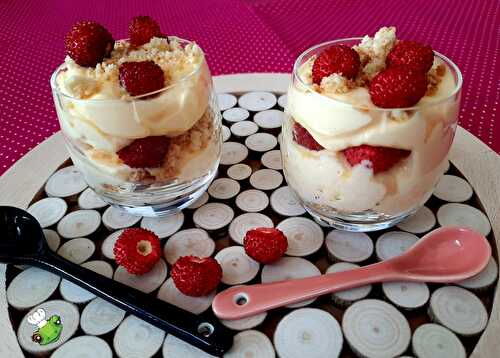 Tiramisu fraises des bois et palets bretons