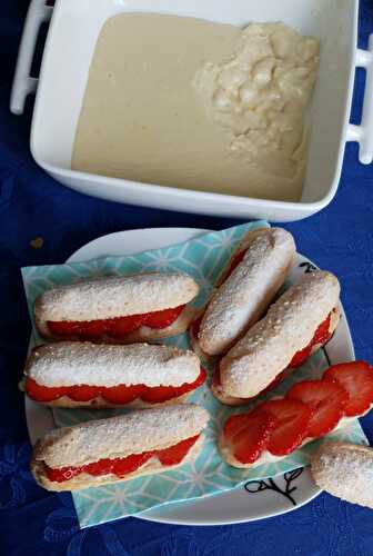 Biscuit cuillère façon "éclair" fraise/citron