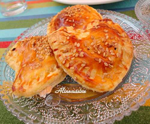 Minis chaussons feuilletés au chèvre et aux figues