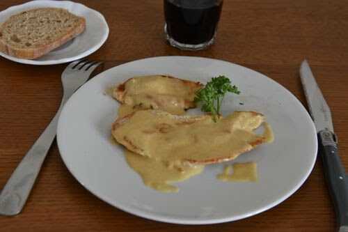 Escalope de poulet à la moutarde